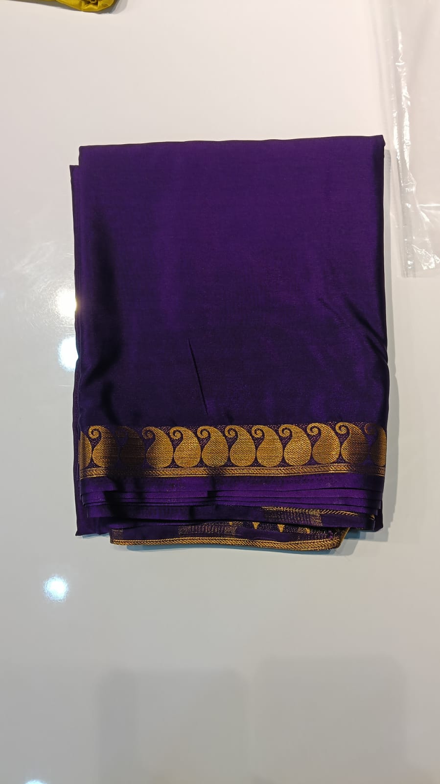 Raadhana Mango Border Crepe Silk Saree - Image 3