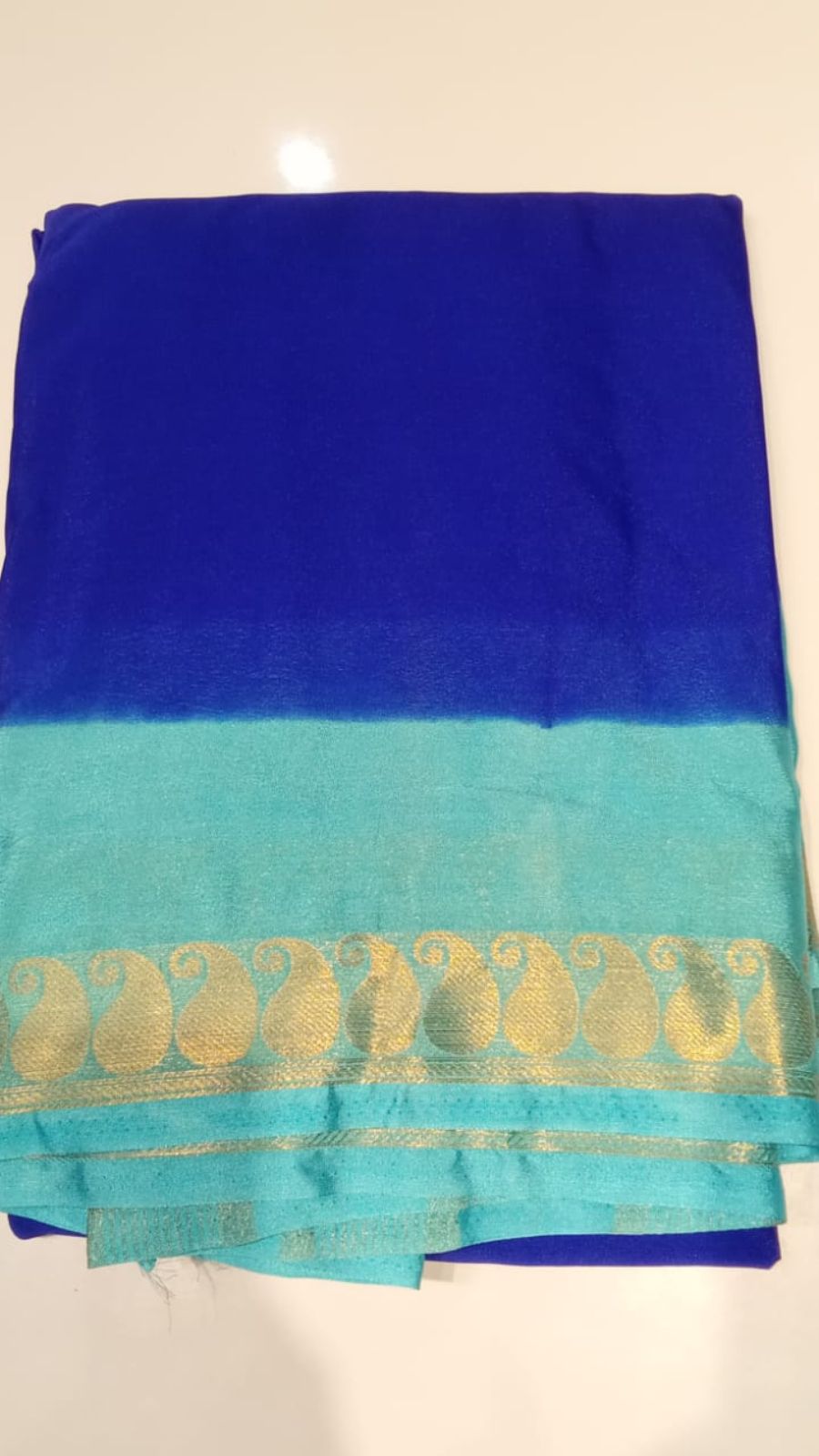 Raadhana Mango Crepe Contrast Saree - Image 2